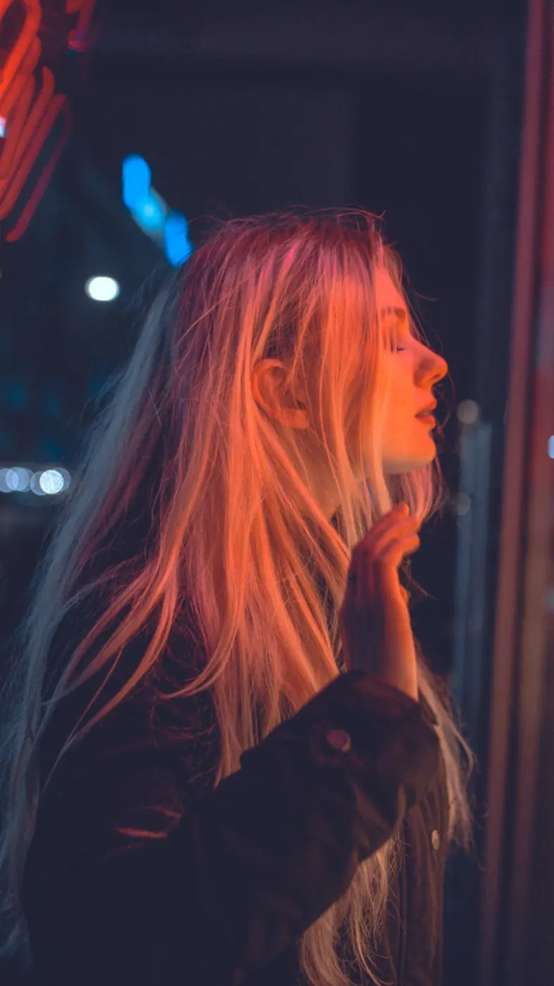 Beautiful Girl wallpaper