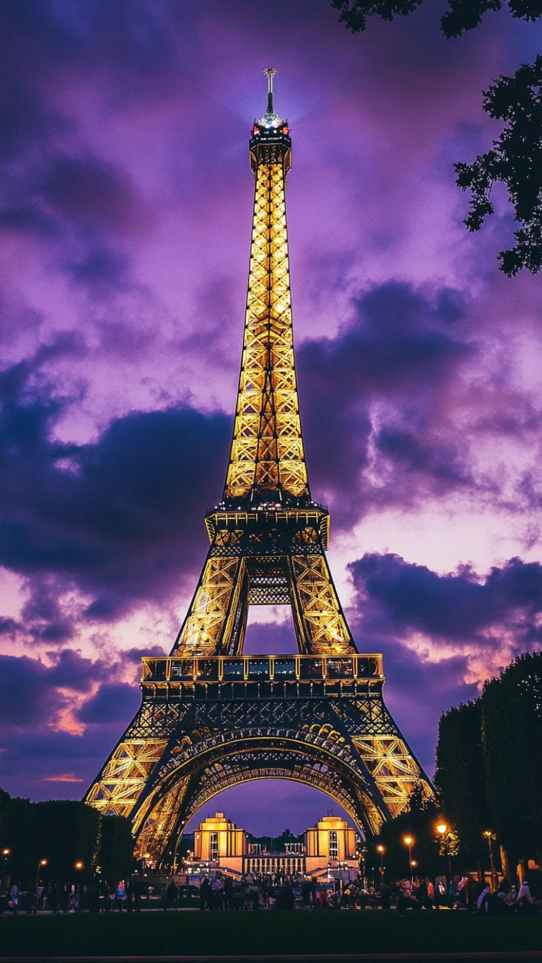 Eiffel Tower wallpaper