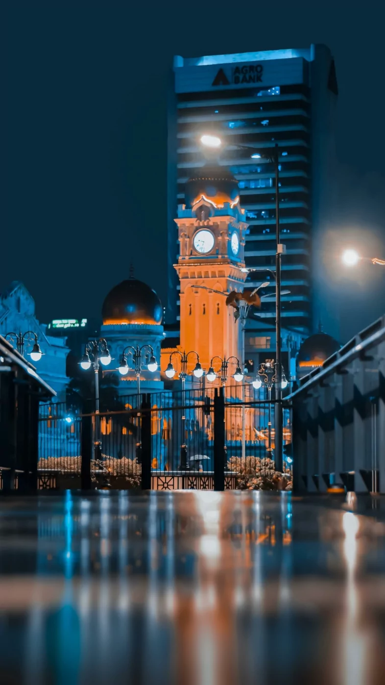 aesthetic city night wallpaper