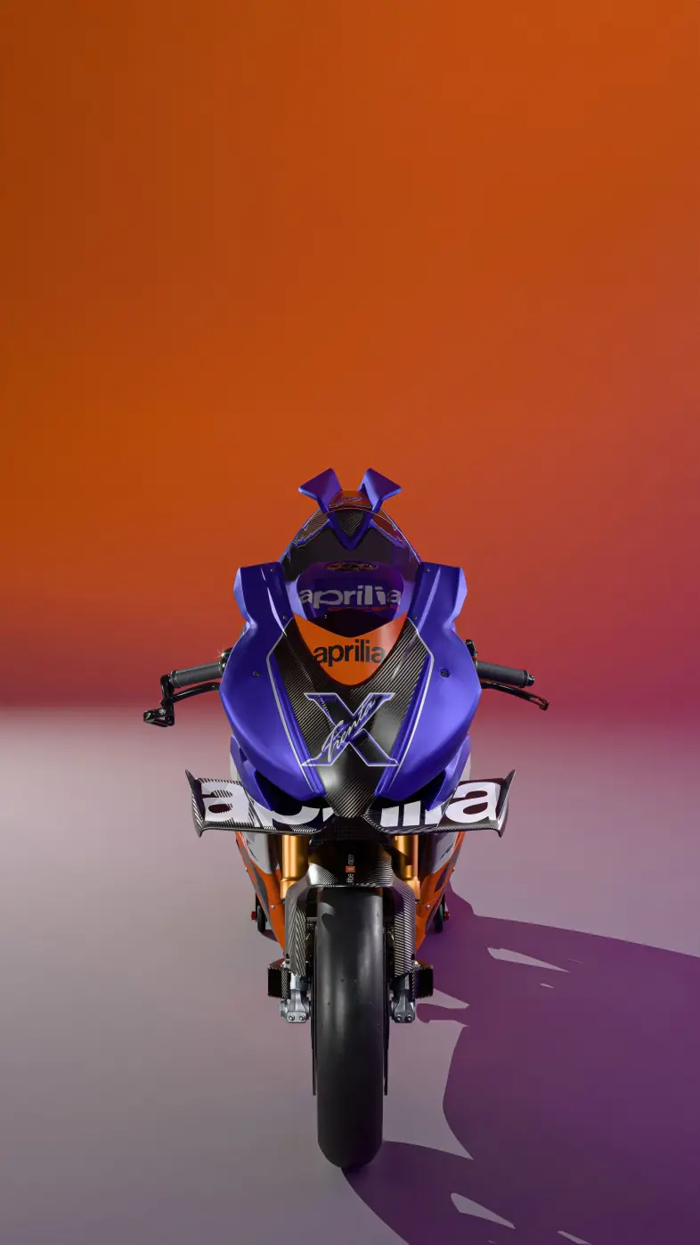 aprilia rsv4 xtrenta bike wallpaper