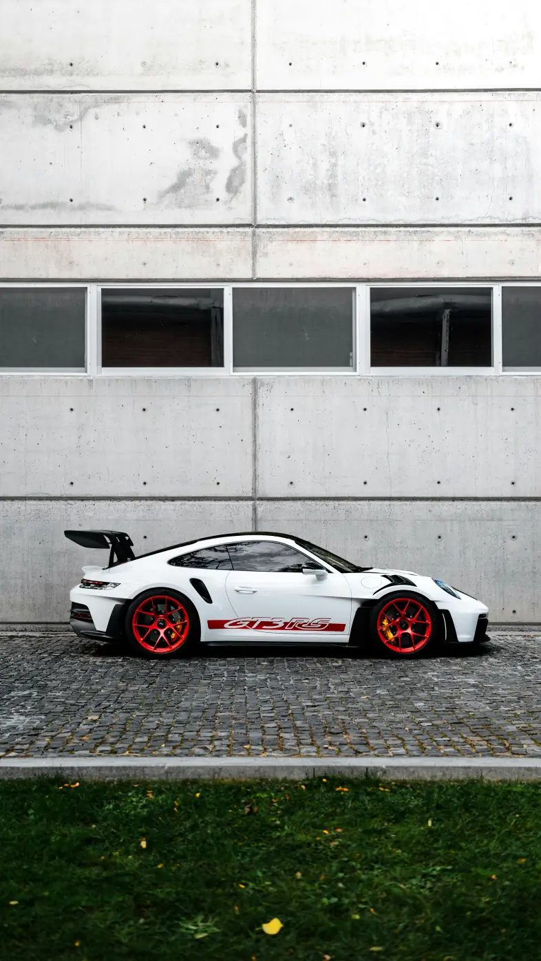 aston martin car wallpaper