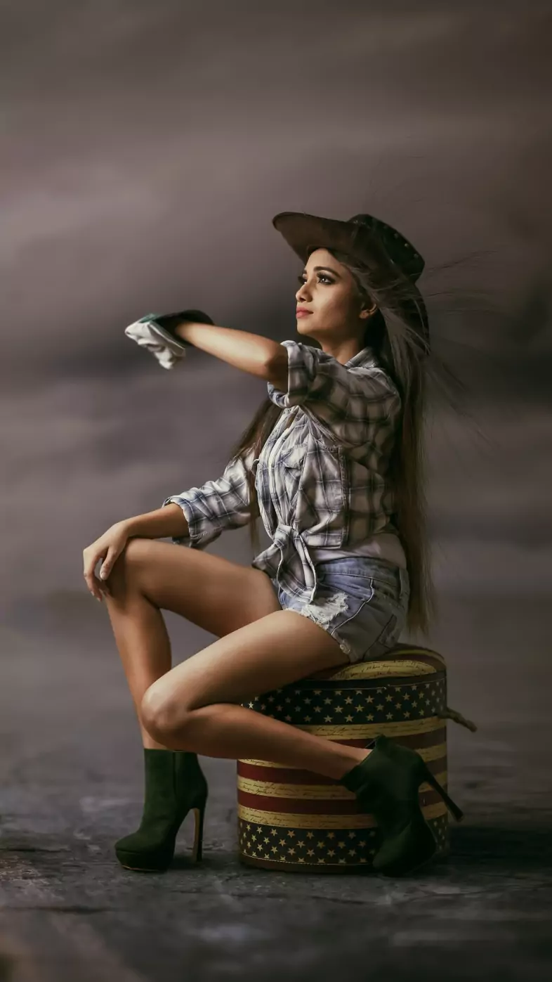 beautiful woman wallpaper