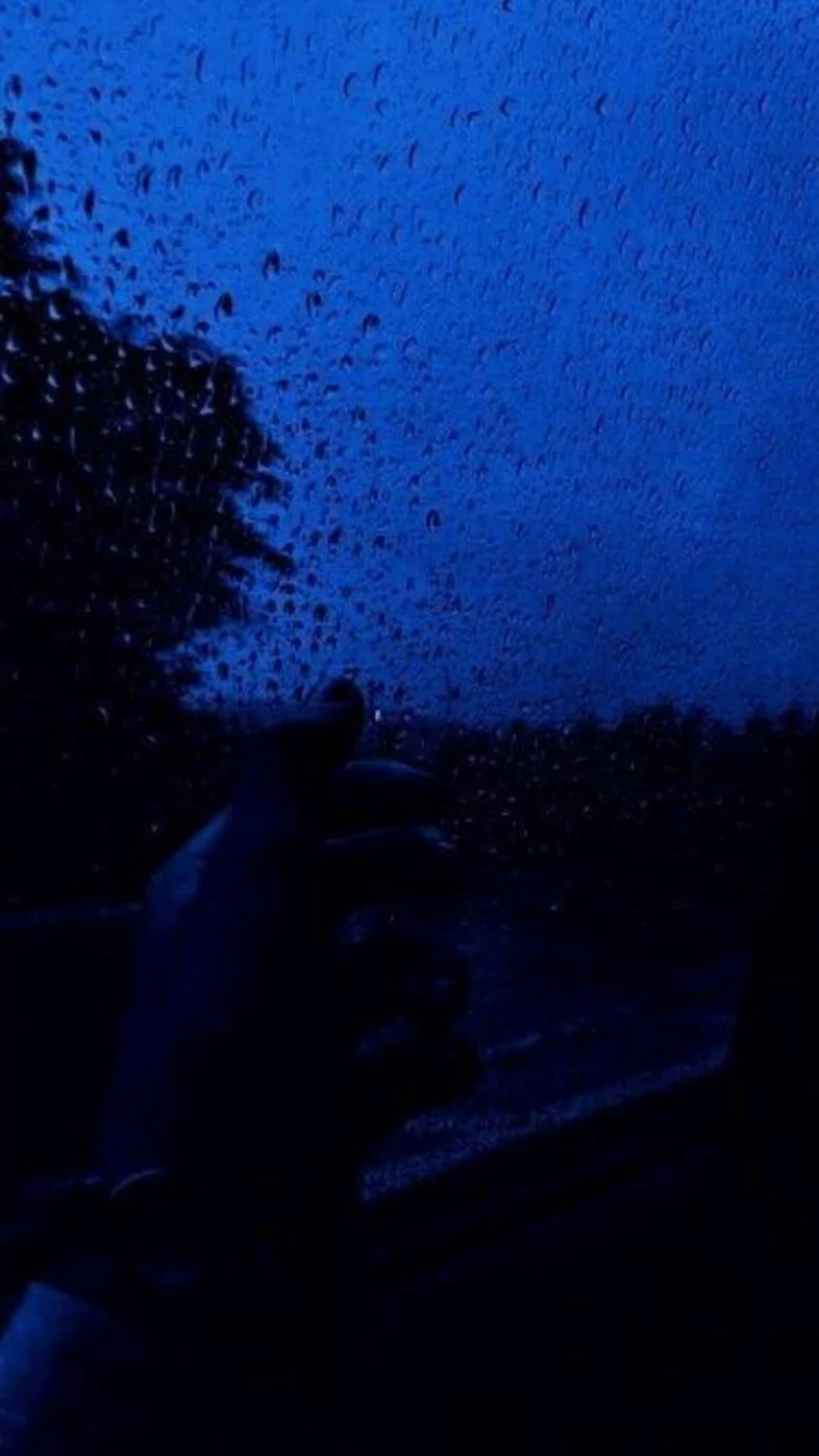 blue aesthetic night rain wallpaper