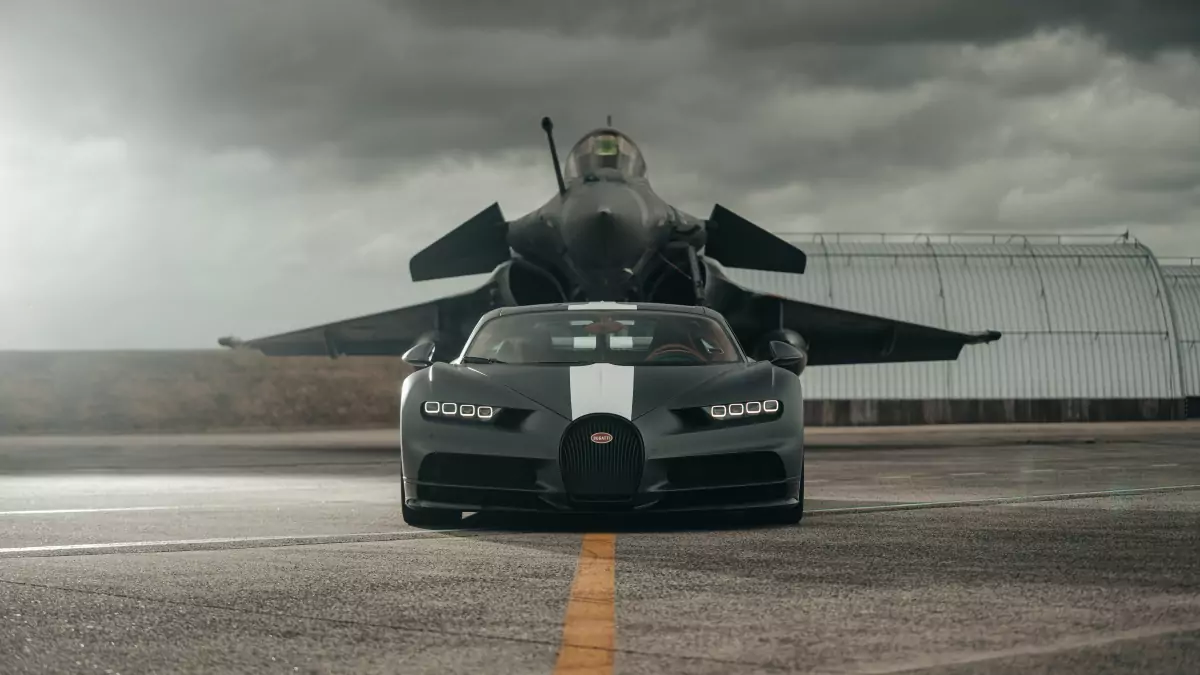 bugatti chiron meets marine jet wallpaper