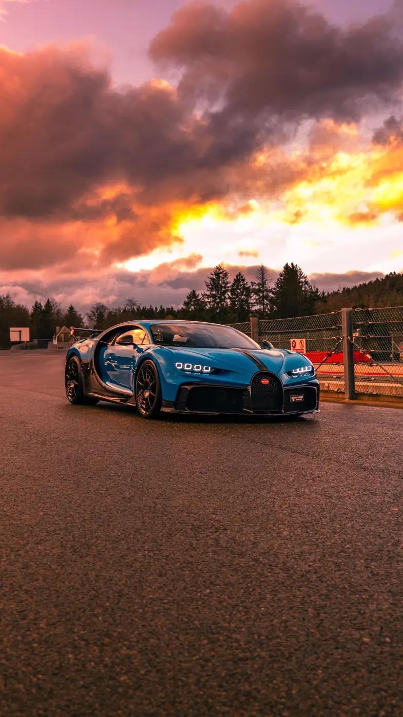 chiron pur sport car wallpaper