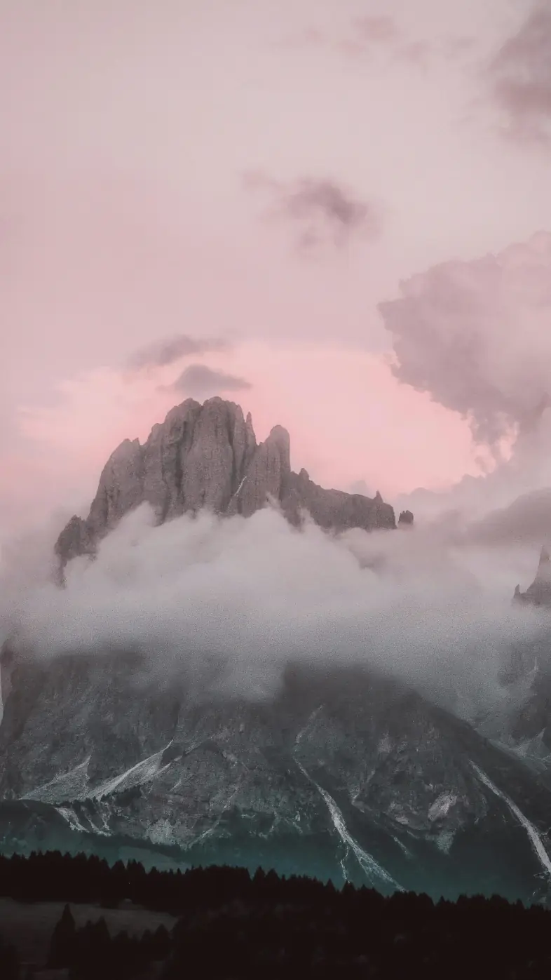 cloudy Mountain wallpaper
