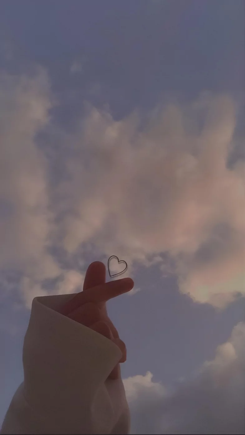 cute aesthetic heart wallpaper