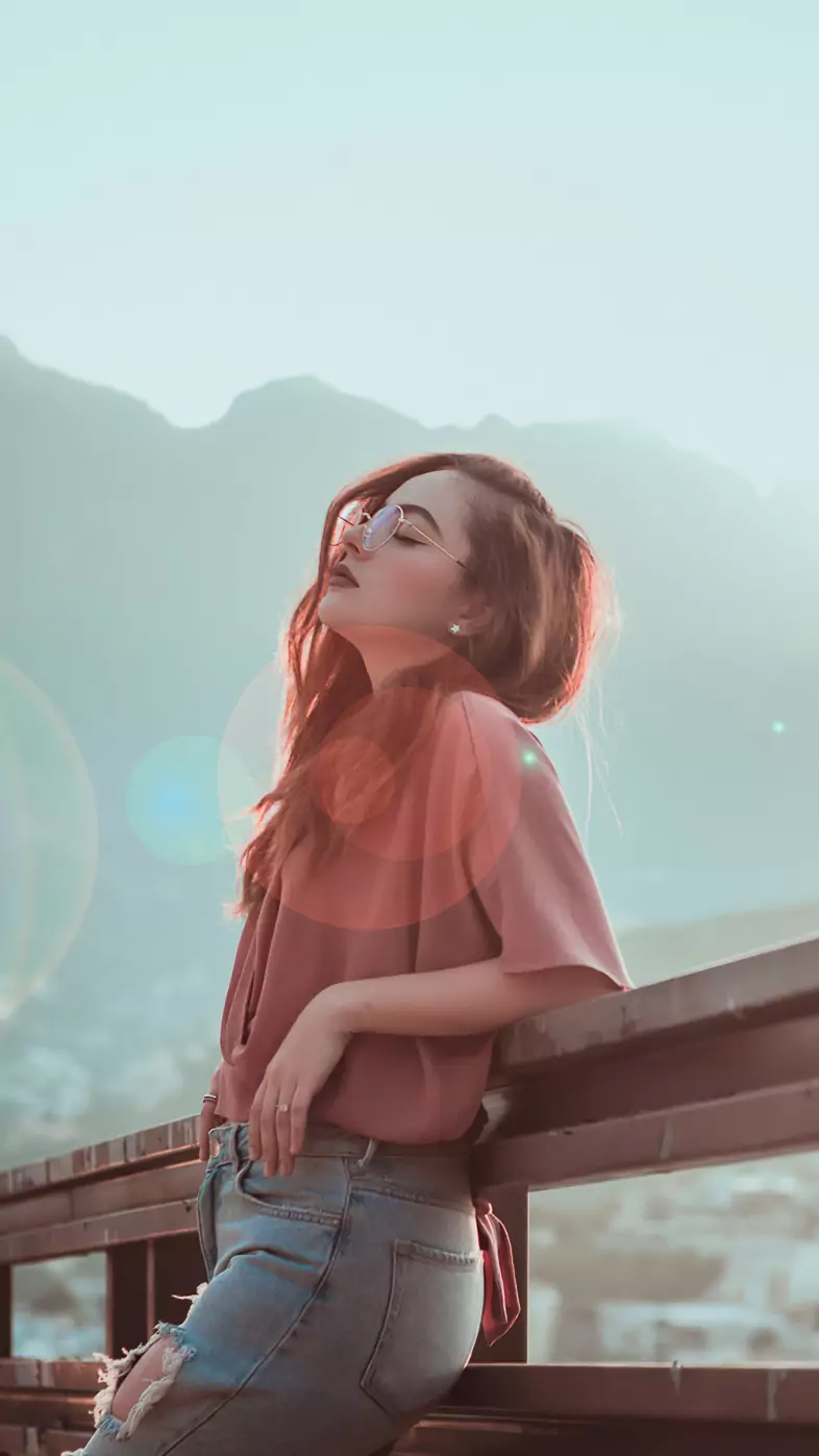 girl outdoor sunglasses wallpaper