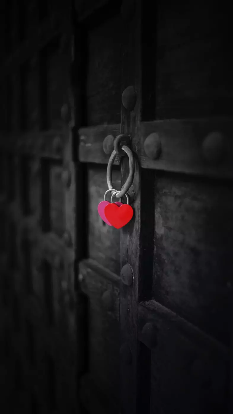 hearts lock gate wallpaper