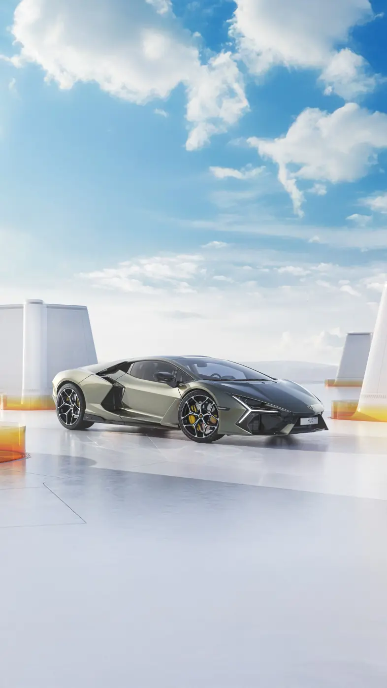 lamborghini revuelto car wallpaper