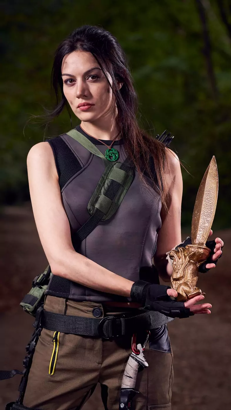 lara shadow gamer wallpaper