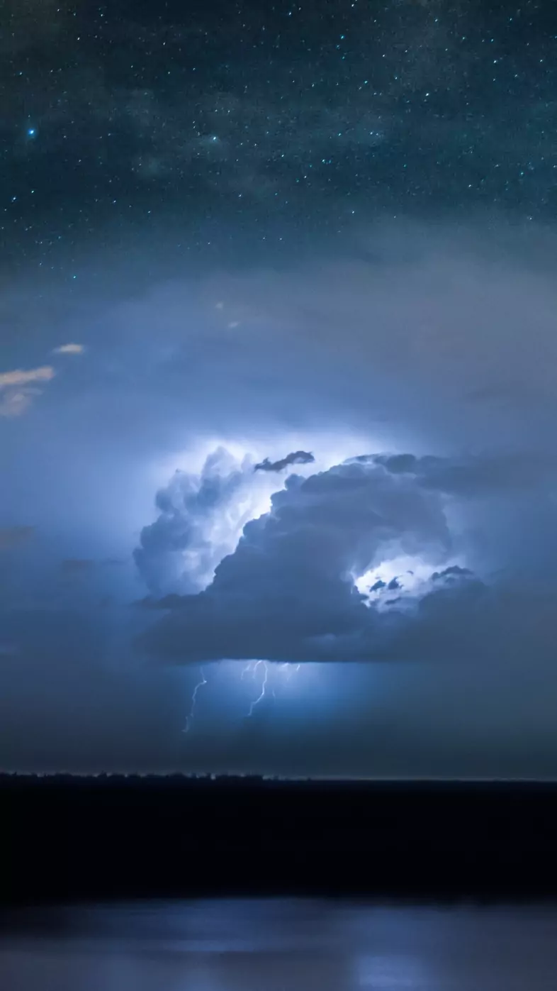 lightning thunder storm long exposure wallpaper