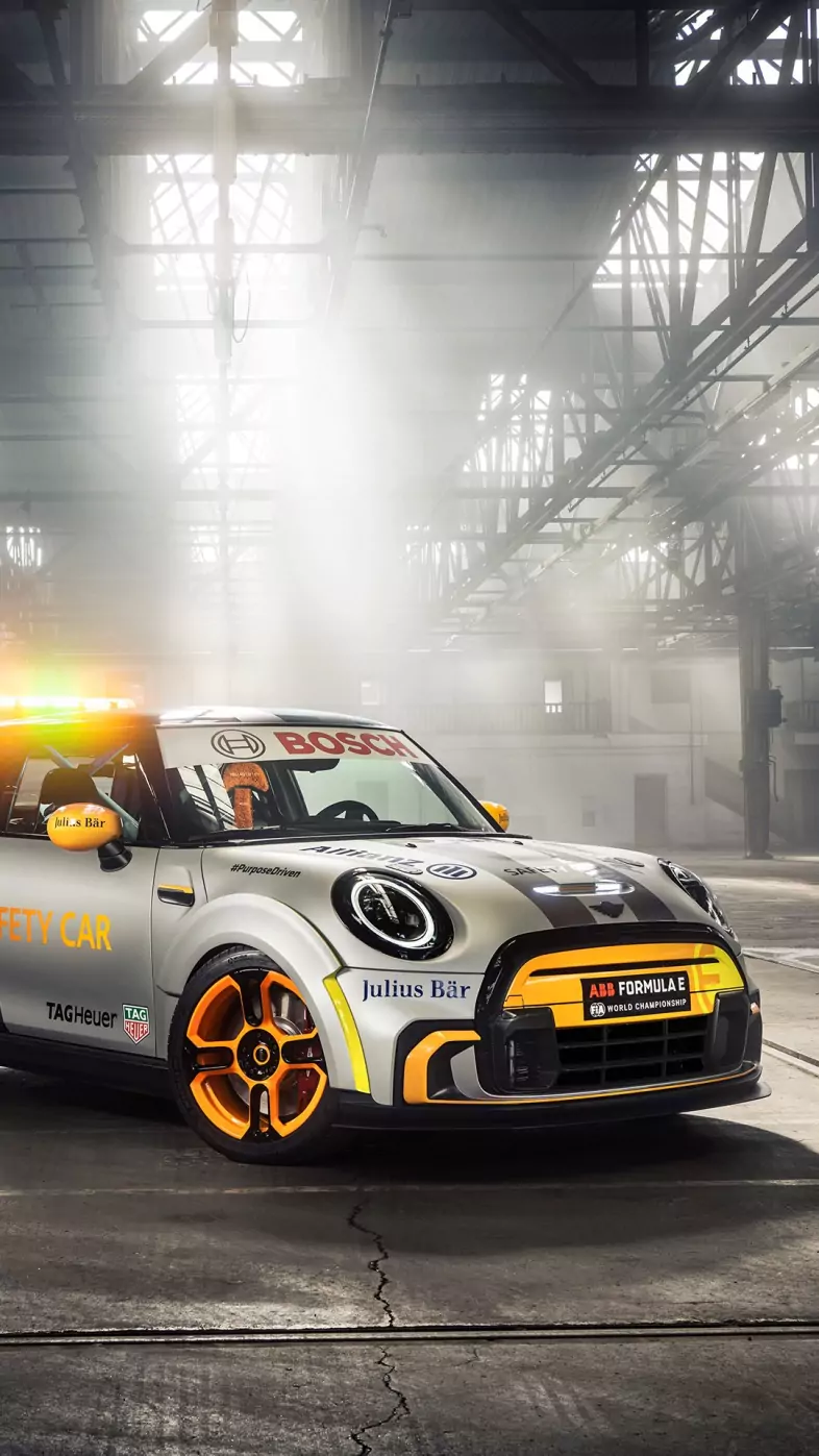 mini electric pacesetter inspired car wallpaper