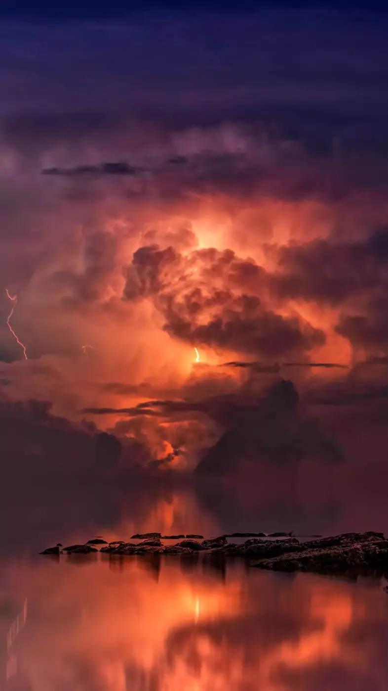 thunderstorm in ocean wallpaper