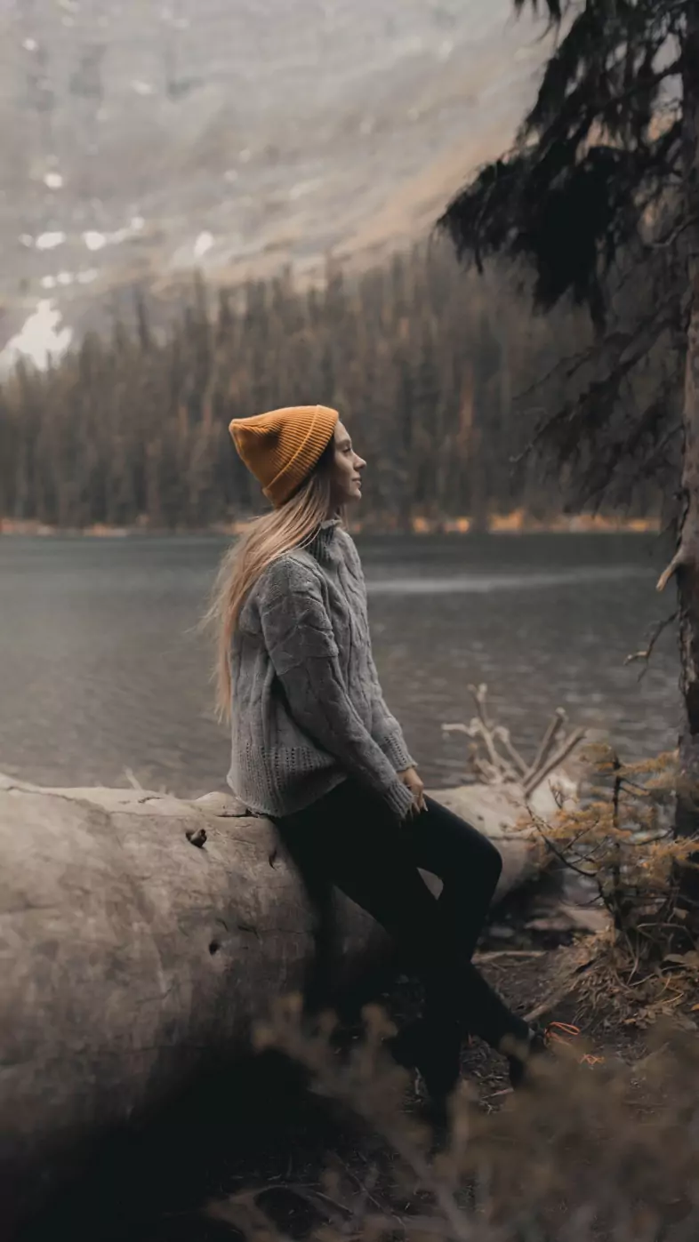women gray sweater wallpaper